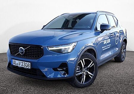 Volvo XC 40 B3 Plus Dark DCT 5 Türen