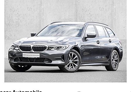 BMW 3er 320e Touring Advantage Automatic 5 Türen