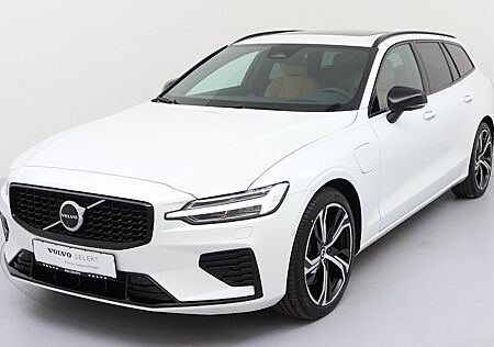 Volvo V60 T6 AWD Plug-in Hybrid Ultra Dark Auto 5 Türen