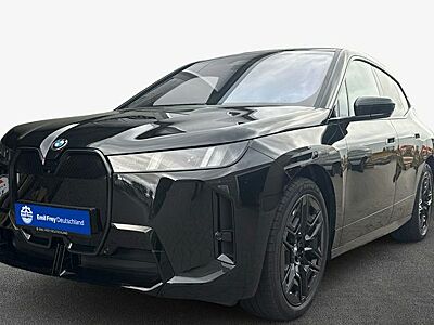 BMW iX xDrive45 5 Türen