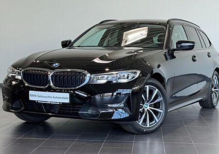 BMW 3er 320d Touring Sport Line Automatik 5 Türen