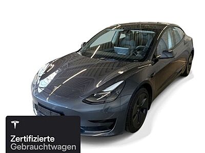 Tesla Model 3 Hinterradantrieb RWD 4 Türen