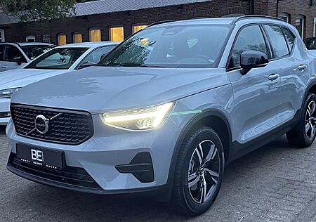 Volvo XC 40 B4 Plus Dark DCT 5 Türen