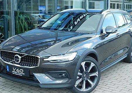 Volvo V60 CC B4 D AWD Ultimate Auto 5 Türen