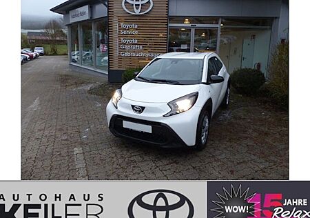 Toyota Aygo (X) Aygo (X) 1.0-l-VVT-i Play 5 Türen