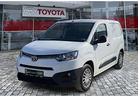 Toyota Pro Ace 1,5-l-D-4D 75kW L1 Meister 4 Türen