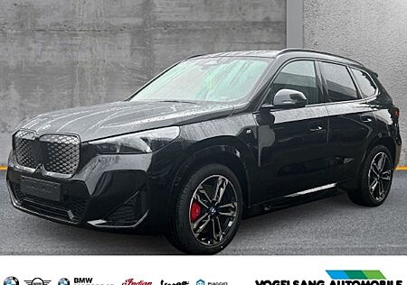 BMW iX1 xDrive30 5 Türen