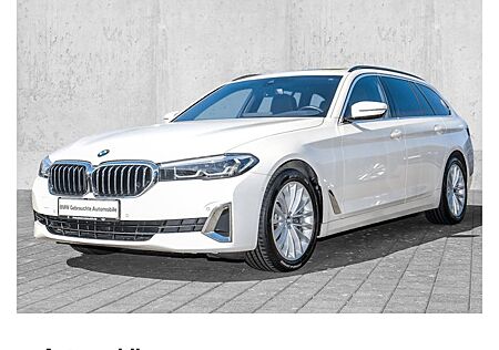 BMW 5er 520d xDrive Touring A 5 Türen