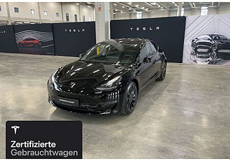 Tesla Model 3 Allradantrieb mit Dualmotor Performance 4 Türen