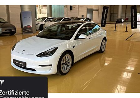 Tesla Model 3 Hinterradantrieb RWD Long Range 4 Türen