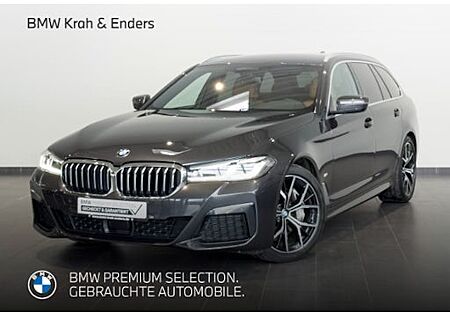 BMW 5er 540d xDrive Touring A 5 Türen