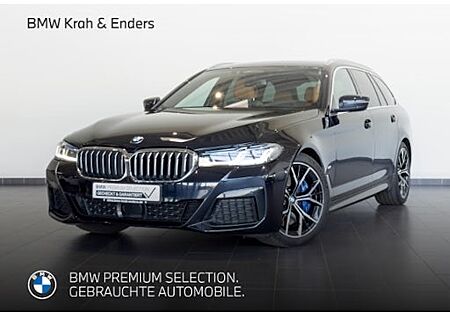 BMW 5er 540d xDrive Touring A 5 Türen
