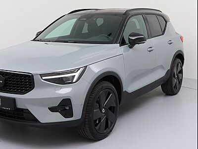 Volvo XC 40 B4 Black Edition Ultra DCT 5 Türen