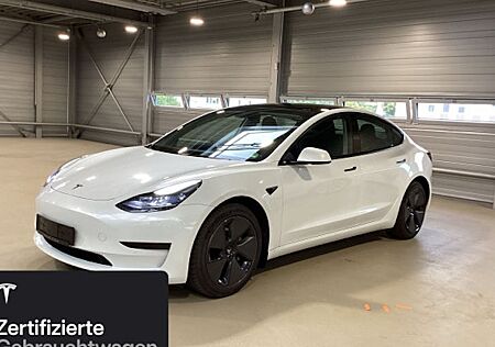 Tesla Model 3 Hinterradantrieb RWD 4 Türen