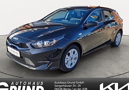 Kia Cee'd 1.5 T-GDI Vision 5 Türen