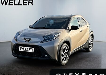 Toyota Aygo (X) Aygo (X) 1.0-l-VVT-i Team D 5 Türen