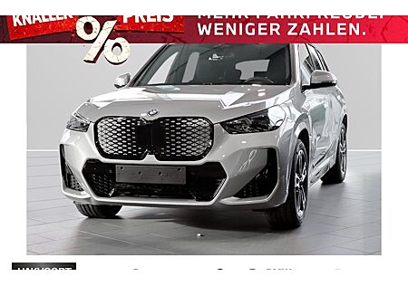 BMW iX1 xDrive30 5 Türen