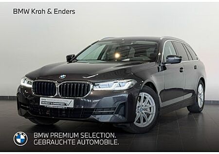BMW 5er 540i xDrive Touring A 5 Türen