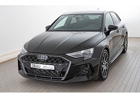 Audi RS3 2.5 TFSI S tronic quattro Sportback 5 Türen