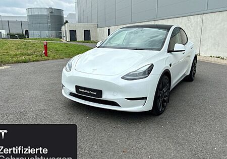 Tesla Model Y Performance Dual Motor AWD 5 Türen