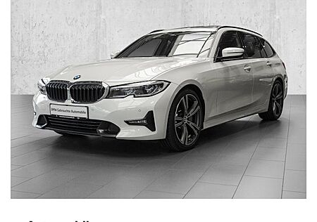 BMW 3er 330i Touring Sport Line Automatic 5 Türen