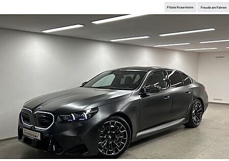 BMW M5 Plug-In Hybrid xDrive A 4 Türen