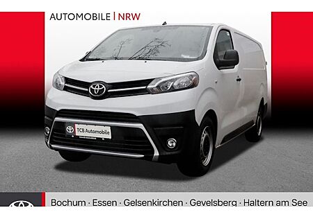 Toyota Pro Ace 2,2-l-D-4D 110kW L2 Meister 4 Türen