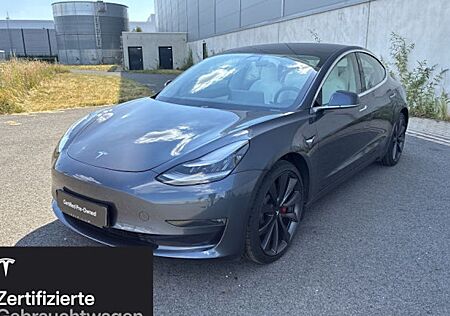 Tesla Model 3 Allradantrieb mit Dualmotor Performance 4 Türen