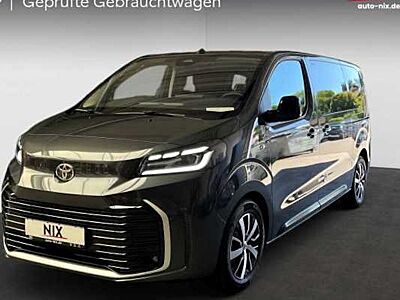 Toyota Pro Ace 2,2-l-D-4D 132kW L1 Teamplayer Auto 5 Türen
