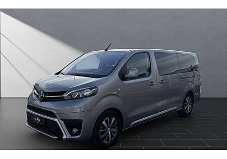 Toyota Pro Ace 2,0-l-D-4D 106kW L2 Shuttle 4 Türen