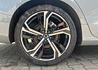 Volvo S60 B4 Plus Dark DCT 4 Türen