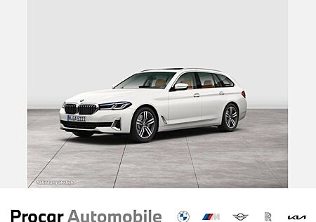 BMW 5er 530d xDrive Touring A 5 Türen