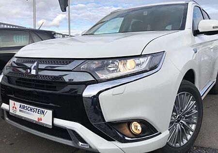 Mitsubishi Plug in Hybrid Outlander 2.4 MIVEC PLUG-IN HYBRID 4WD Plus 5 Türen
