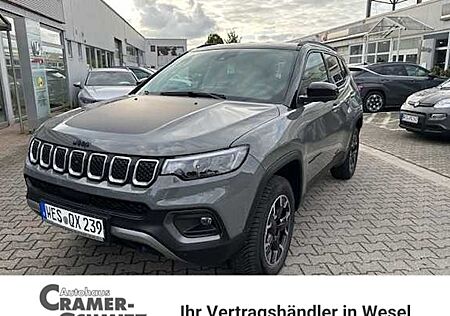 Jeep Compass 1.3l T4-PHEV 177kW High Upland Auto. 4WD 5 Türen