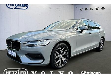 Volvo V60 B4 DCT Core 5 Türen