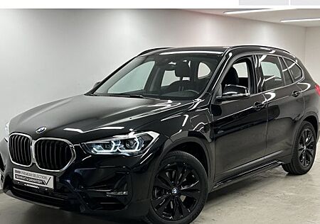 BMW X1 xDrive25e Sport Line Steptronic 5 Türen