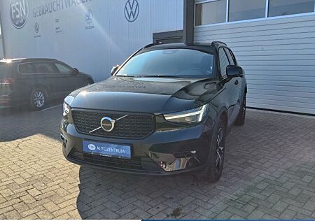 Volvo XC 60 B5 AWD Plus Black Edition Auto 5 Türen