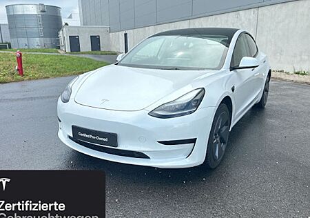 Tesla Model 3 Hinterradantrieb RWD 4 Türen