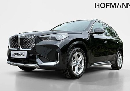 BMW iX1 xDrive30 5 Türen
