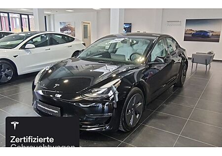 Tesla Model 3 Hinterradantrieb RWD Long Range 4 Türen