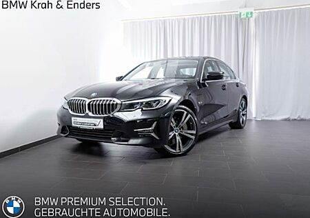 BMW 3er 330e Luxury Line Automatik 4 Türen