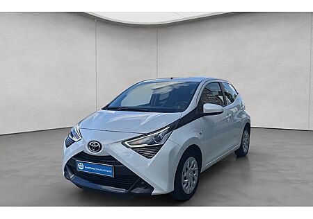 Toyota Aygo 1,0-l-VVT-i x-play 5 Türen