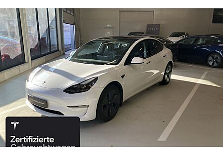 Tesla Model 3 Hinterradantrieb RWD Long Range 4 Türen