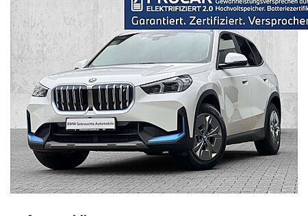 BMW iX1 xDrive30 5 Türen