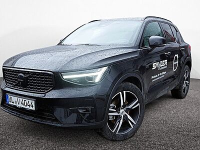 Volvo XC 40 B4 Plus Black Edition DCT 5 Türen