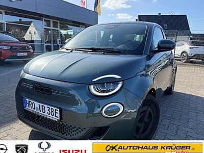 Fiat Grande panda elektro Giorgio Armani Limousine 42 kWh 3 Türen