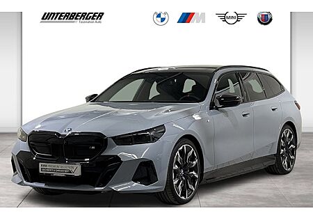 BMW i5 M60 xDrive Touring 5 Türen