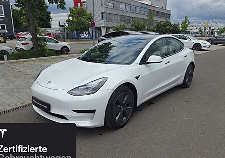 Tesla Model 3 Hinterradantrieb RWD 4 Türen