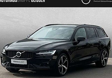 Volvo V60 B4 DCT Ultra Dark 5 Türen