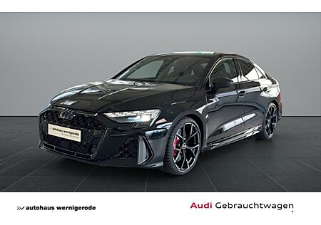 Audi RS3 2.5 TFSI S tronic quattro 4 Türen